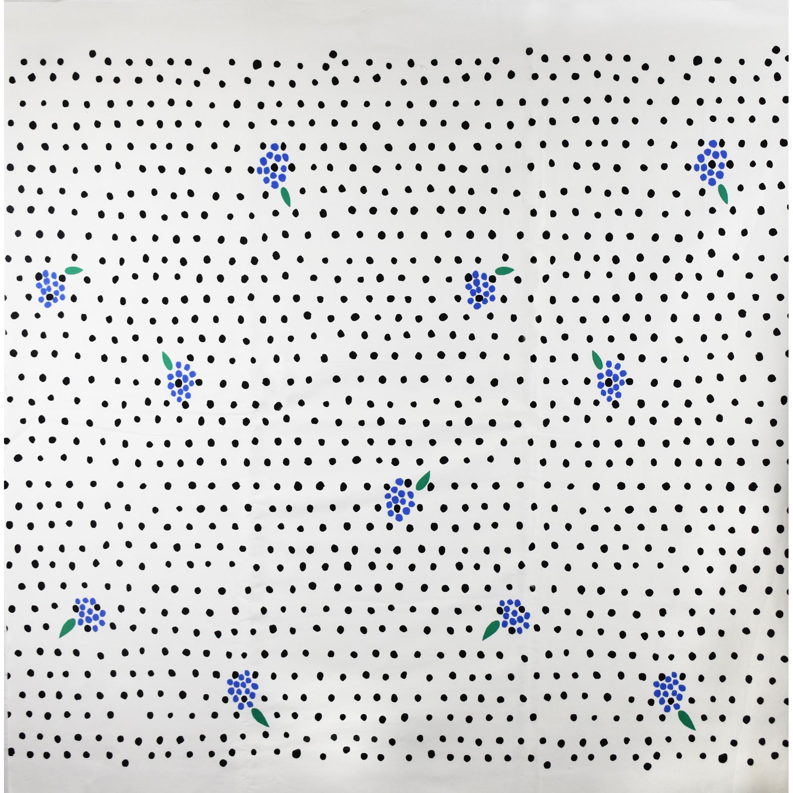 Anu Tuominen Terttu Pocho in White | Organic Oxford