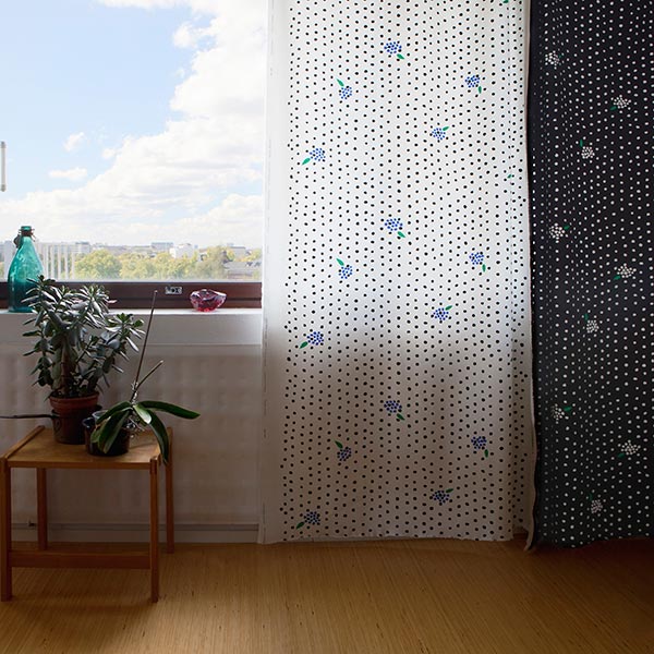 Anu Tuominen Terttu Pocho in Black | Organic Oxford