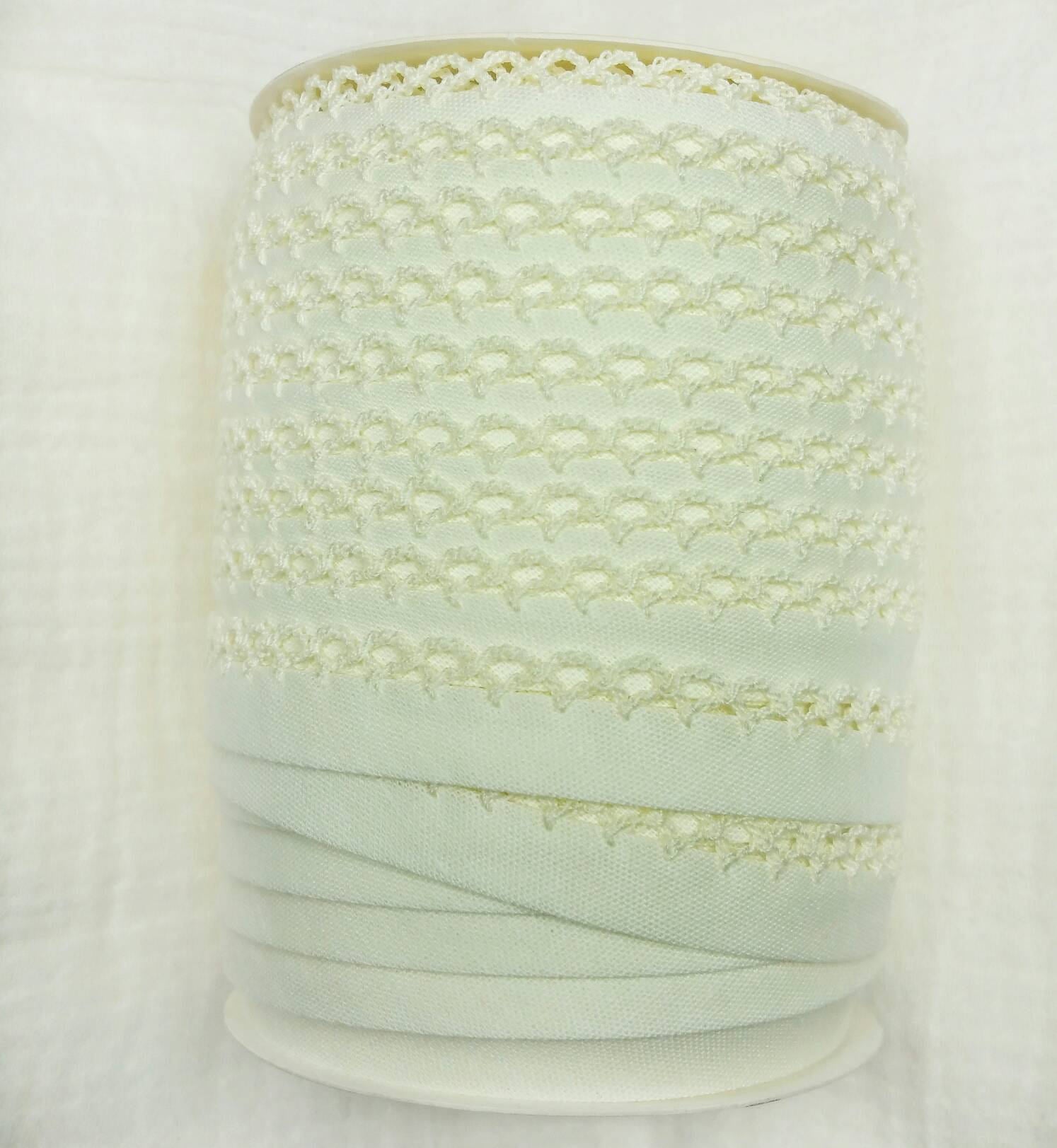 Yellow Crochet Bias Tape, Double Fold Bias Tape, Crochet Edge Bias Tape, Quilt Binding, Pale Yellow Lace, LEMON CREAM Picot Egde Bias Tape